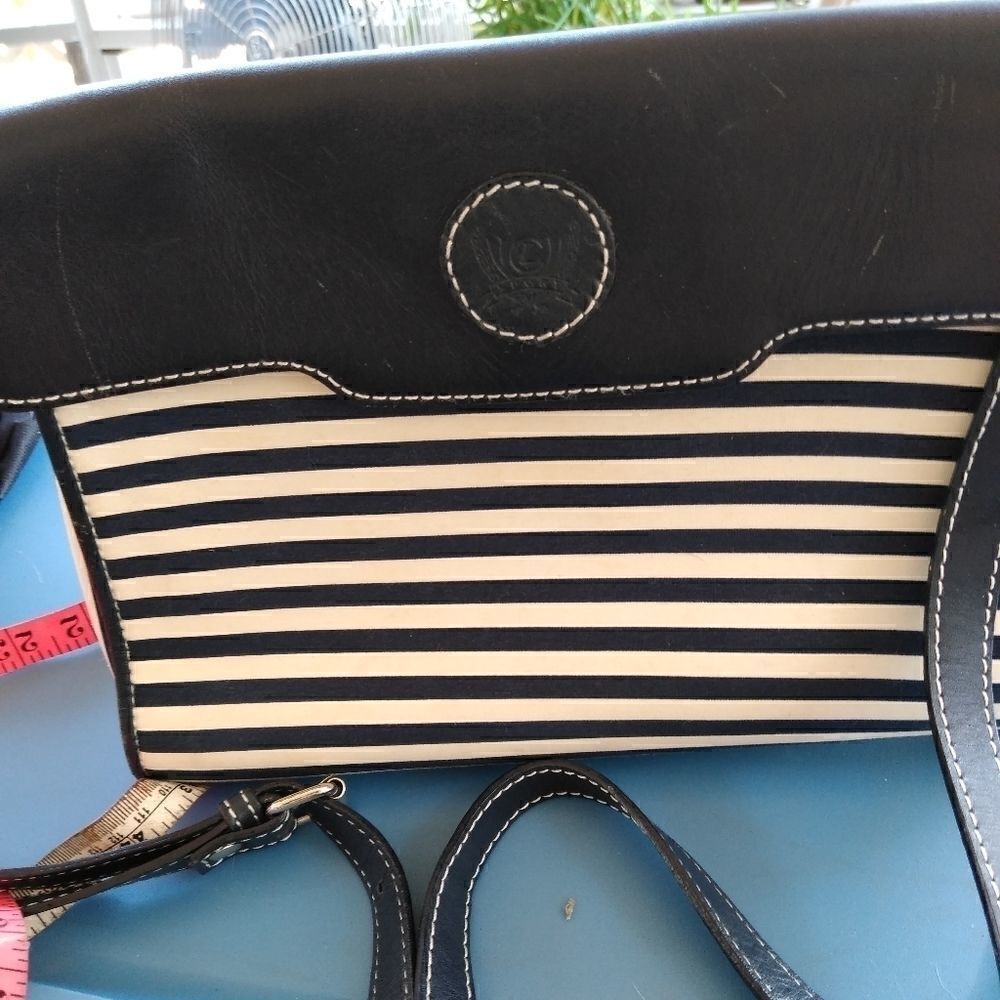 Liz Claiborne crossbody bag 